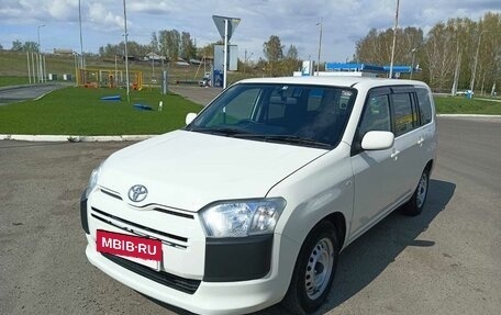 Toyota Probox I, 2017 год, 1 120 000 рублей, 3 фотография
