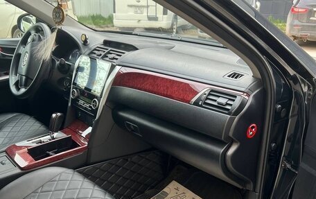 Toyota Camry, 2013 год, 1 650 000 рублей, 12 фотография