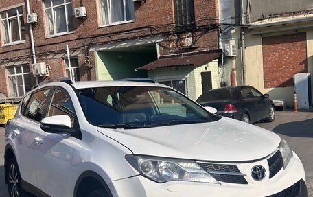 Toyota RAV4, 2014 год, 1 850 000 рублей, 5 фотография