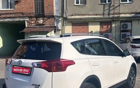 Toyota RAV4, 2014 год, 1 850 000 рублей, 4 фотография