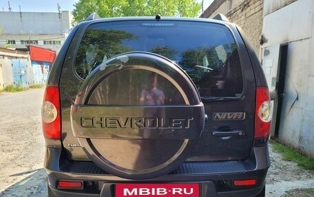 Chevrolet Niva I рестайлинг, 2015 год, 650 000 рублей, 3 фотография