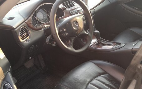Mercedes-Benz CLS, 2005 год, 1 388 000 рублей, 10 фотография