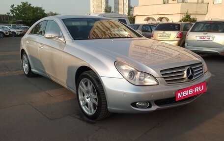 Mercedes-Benz CLS, 2005 год, 1 388 000 рублей, 2 фотография
