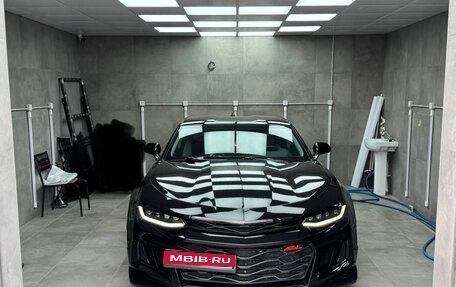 Chevrolet Camaro VI, 2016 год, 2 800 000 рублей, 1 фотография
