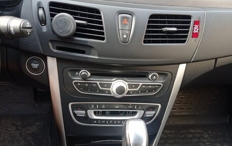 Renault Latitude I, 2011 год, 1 110 000 рублей, 1 фотография