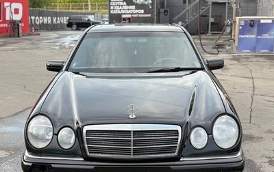 Mercedes-Benz E-Класс, 1998 год, 550 000 рублей, 1 фотография