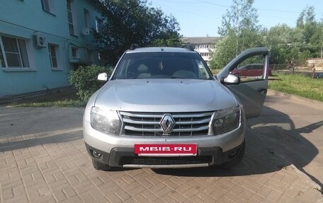 Renault Duster I рестайлинг, 2012 год, 870 000 рублей, 2 фотография