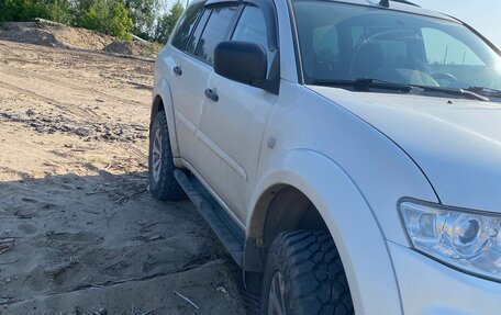 Mitsubishi Pajero Sport II рестайлинг, 2014 год, 2 100 000 рублей, 4 фотография