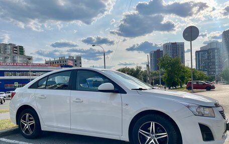 Chevrolet Cruze II, 2013 год, 850 000 рублей, 13 фотография