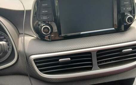 Hyundai Tucson III, 2018 год, 2 200 000 рублей, 3 фотография