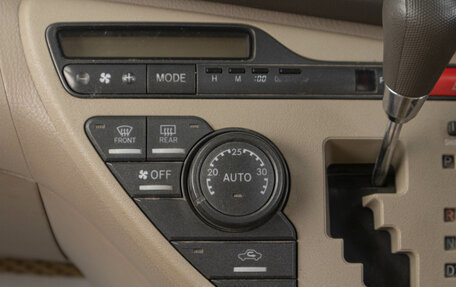 Toyota ISis I, 2005 год, 849 000 рублей, 12 фотография
