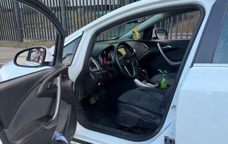 Opel Astra J, 2012 год, 780 000 рублей, 1 фотография