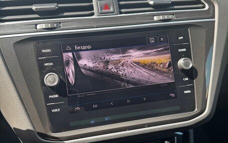 Volkswagen Tiguan II, 2020 год, 2 450 000 рублей, 11 фотография