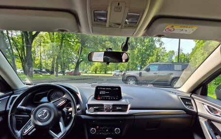 Mazda 3, 2017 год, 1 750 000 рублей, 15 фотография