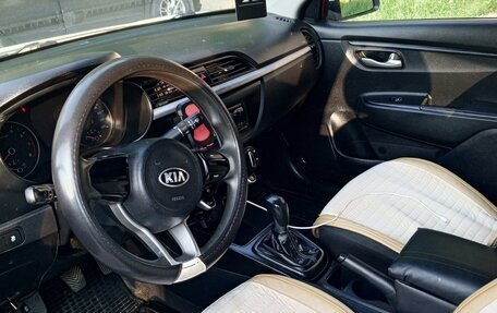 KIA Rio IV, 2018 год, 880 000 рублей, 7 фотография