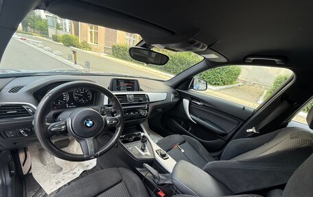 BMW 1 серия, 2018 год, 1 990 000 рублей, 13 фотография