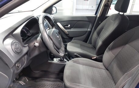 Renault Sandero II рестайлинг, 2017 год, 895 000 рублей, 19 фотография
