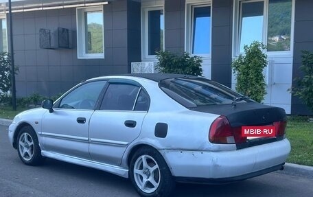 Mitsubishi Carisma I, 1997 год, 145 000 рублей, 4 фотография