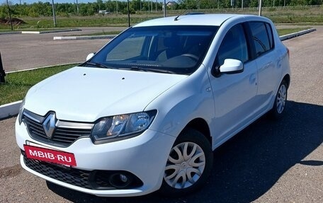 Renault Sandero II рестайлинг, 2018 год, 950 000 рублей, 2 фотография