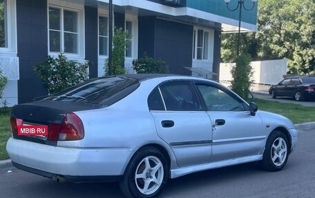 Mitsubishi Carisma I, 1997 год, 145 000 рублей, 3 фотография