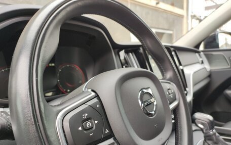 Volvo XC60 II, 2019 год, 2 950 000 рублей, 23 фотография