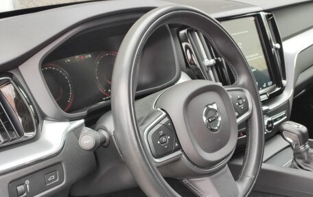 Volvo XC60 II, 2019 год, 2 950 000 рублей, 24 фотография
