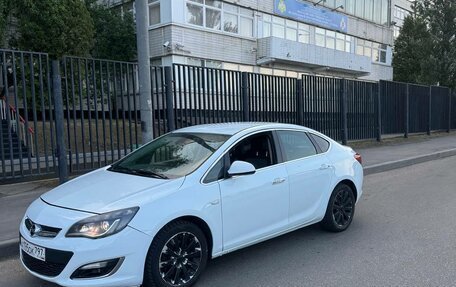 Opel Astra J, 2012 год, 780 000 рублей, 8 фотография