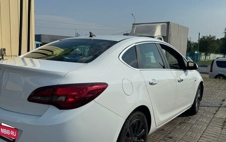 Opel Astra J, 2012 год, 780 000 рублей, 14 фотография