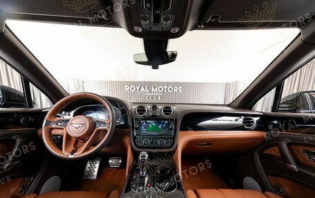 Bentley Bentayga I, 2016 год, 8 500 000 рублей, 7 фотография