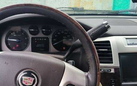 Cadillac Escalade III, 2007 год, 890 000 рублей, 9 фотография