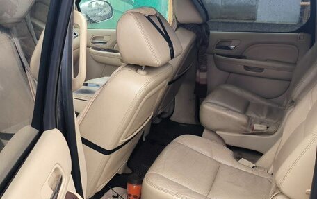 Cadillac Escalade III, 2007 год, 890 000 рублей, 10 фотография
