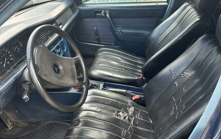 Mercedes-Benz 190 (W201), 1985 год, 180 000 рублей, 11 фотография