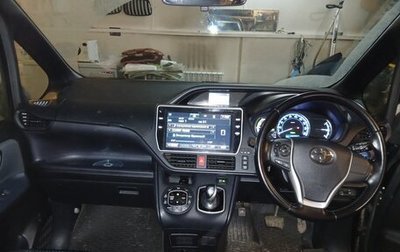 Toyota Noah III, 2017 год, 2 100 000 рублей, 1 фотография
