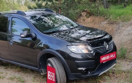 Renault Sandero II рестайлинг, 2016 год, 540 000 рублей, 2 фотография