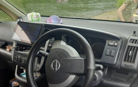 Nissan Serena III, 2010 год, 1 240 000 рублей, 2 фотография