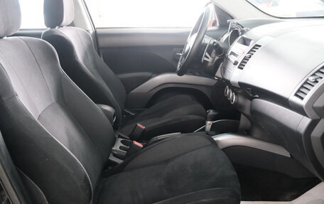 Mitsubishi Outlander III рестайлинг 3, 2007 год, 1 199 000 рублей, 21 фотография