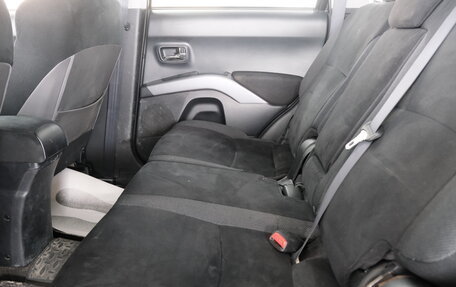 Mitsubishi Outlander III рестайлинг 3, 2007 год, 1 199 000 рублей, 23 фотография