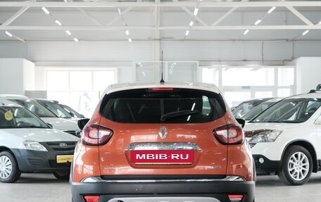 Renault Kaptur I рестайлинг, 2016 год, 1 399 000 рублей, 6 фотография