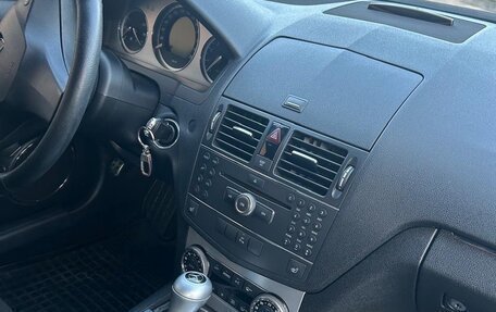 Mercedes-Benz C-Класс, 2008 год, 1 550 000 рублей, 16 фотография