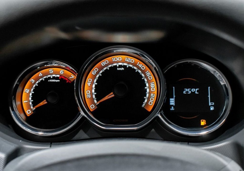 ВАЗ (LADA) Largus Cross, 2025 год, 1 570 000 рублей, 15 фотография