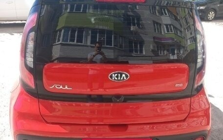 KIA Soul II рестайлинг, 2018 год, 1 400 000 рублей, 5 фотография