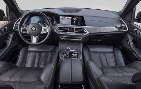 BMW X5, 2019 год, 6 050 000 рублей, 29 фотография