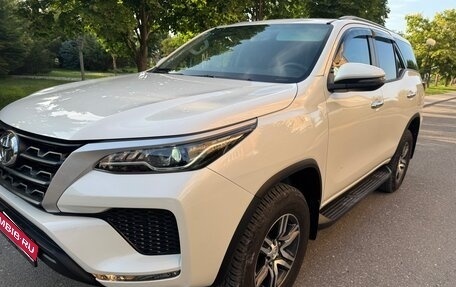 Toyota Fortuner II, 2022 год, 4 500 000 рублей, 4 фотография