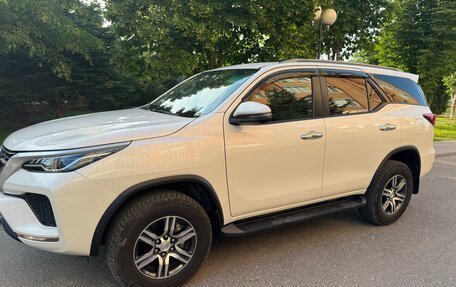 Toyota Fortuner II, 2022 год, 4 500 000 рублей, 5 фотография