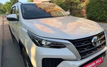 Toyota Fortuner II, 2022 год, 4 500 000 рублей, 8 фотография