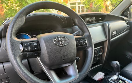 Toyota Fortuner II, 2022 год, 4 500 000 рублей, 17 фотография