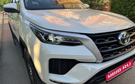 Toyota Fortuner II, 2022 год, 4 500 000 рублей, 9 фотография