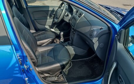 Renault Logan II, 2015 год, 790 000 рублей, 7 фотография