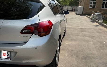 Opel Astra J, 2012 год, 730 000 рублей, 6 фотография