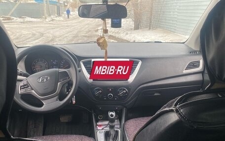 Hyundai Solaris II рестайлинг, 2021 год, 1 450 000 рублей, 7 фотография